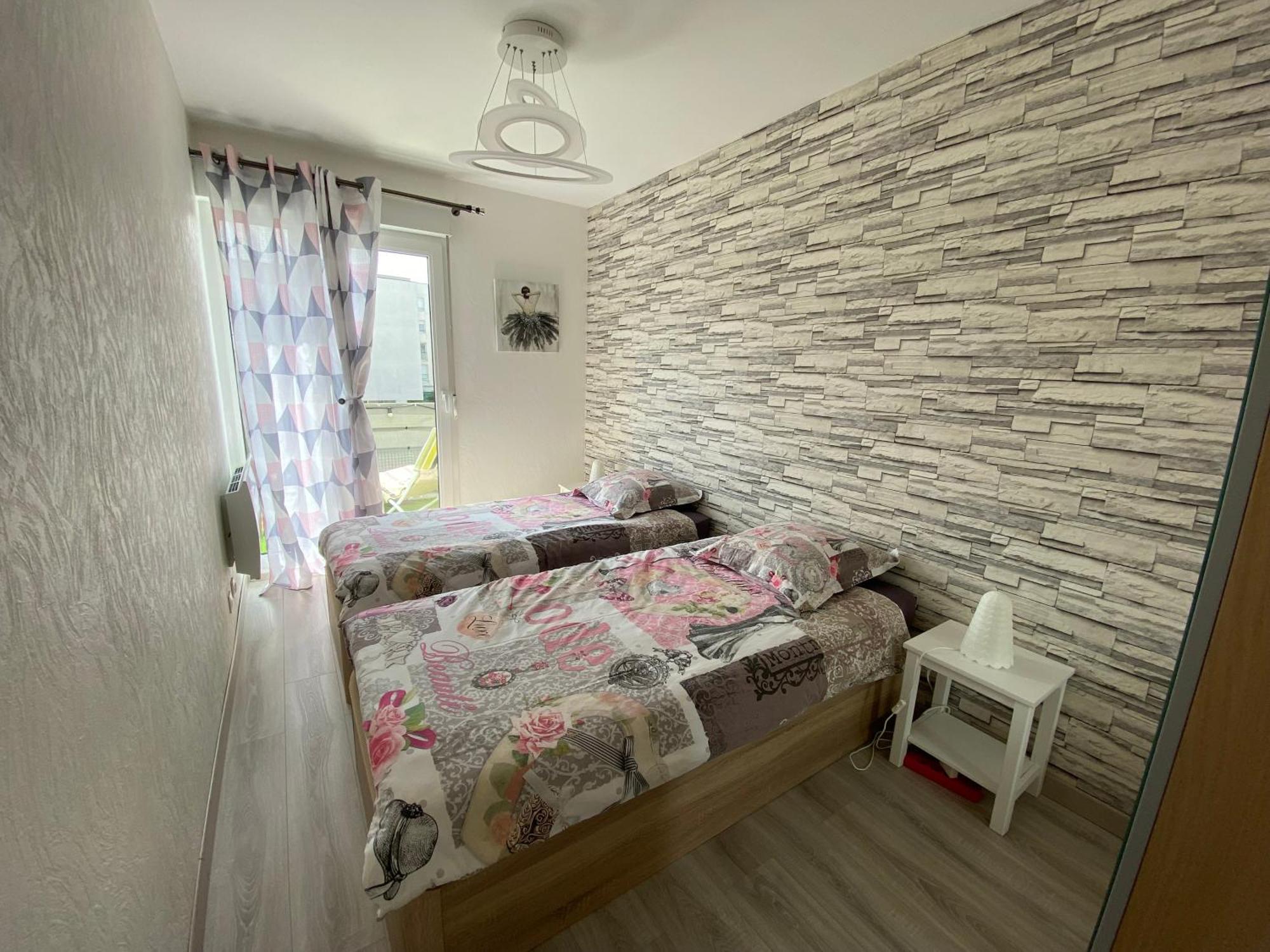 Victoria-T2-41M2-Balcon, Wifi, Linge, Produits, Menage Inclus Apartment แร็งส์ ภายนอก รูปภาพ